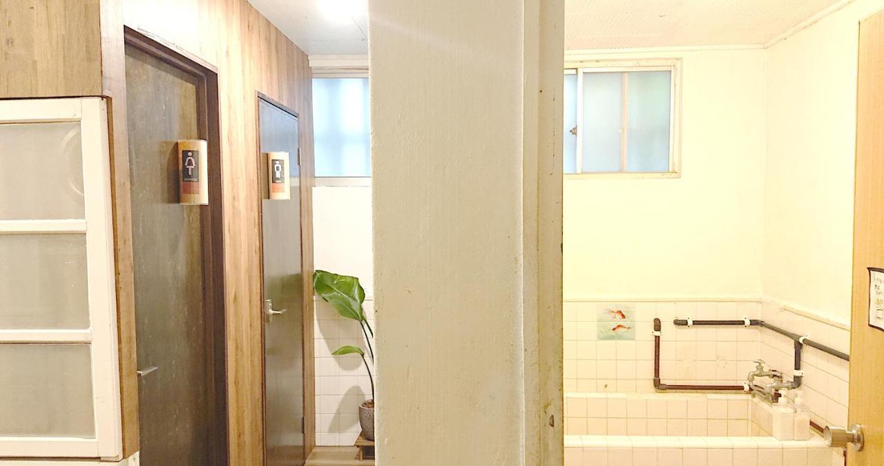 ペンションやいま日和 Hotel Ishigaki  Bagian luar foto